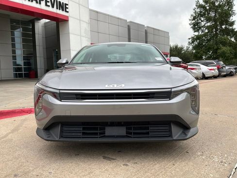 Used 2025 Kia K4 FWD image 3