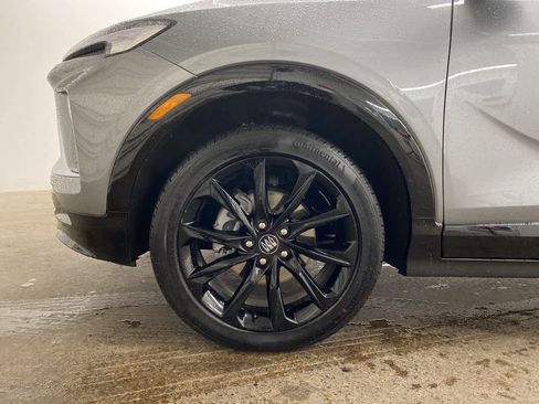 Used 2024 Buick Encore GX Sport Touring w/ Experience Buick Package image 12