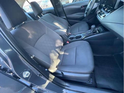 Used 2023 Toyota Corolla LE FWD image 12