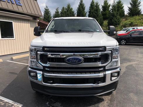 Used 2022 Ford F250 XLT w/ XLT Value Package AWD/4WD image 9