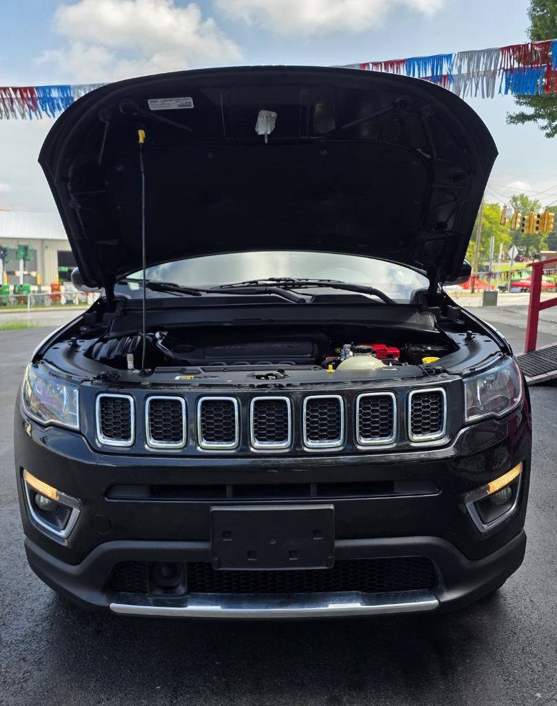 Used 2021 Jeep Compass Limited w/ Elite Interior Group AWD/4WD image 33