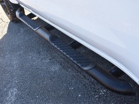 Certified 2021 Chevrolet Silverado 1500 LT Trail Boss w/ Convenience Package II image 14