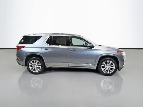 Used 2020 Chevrolet Traverse Premier FWD image 10