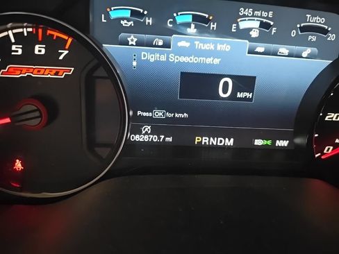 Used 2019 Ford F150 Lariat w/ Equipment Group 502A Luxury AWD/4WD image 6