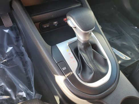 Used 2024 Kia Forte LXS image 21