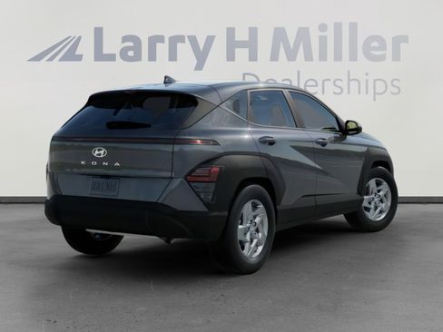 New 2026 Hyundai Kona SE image 4