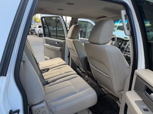 Used 2011 Ford Expedition EL XL w/ HD Trailer Tow Pkg image 12