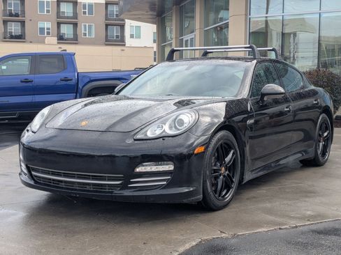 Used 2013 Porsche Panamera 4 Platinum Edition image 9