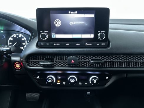 Used 2023 Honda HR-V Sport image 17