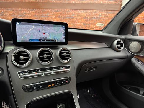 Used 2021 Mercedes-Benz GLC 300 4MATIC Coupe image 18