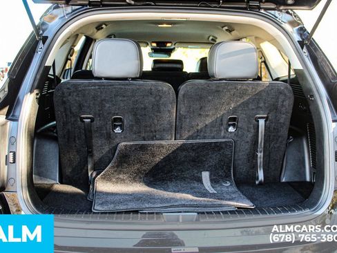 Used 2024 Kia Sorento S image 24