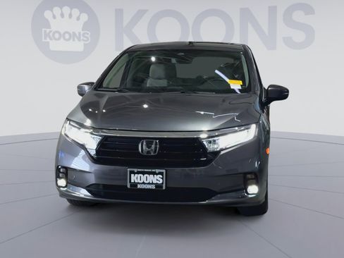 Used 2024 Honda Odyssey Touring image 4