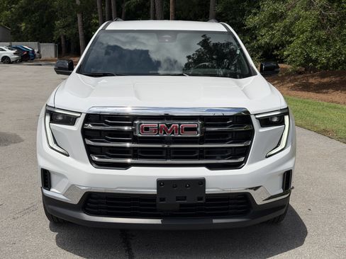 Used 2025 GMC Acadia Elevation AWD/4WD image 3