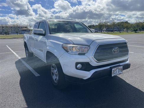 Used 2023 Toyota Tacoma 2WD Access Cab image 3