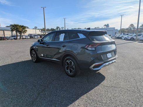 Used 2024 Kia Sportage LX image 5