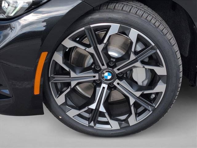 Used 2026 BMW 330i Sedan w/ Convenience Package RWD image 9
