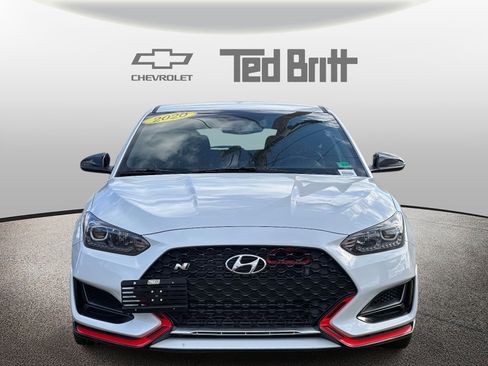 Used 2020 Hyundai Veloster N w/ Performance Package image 2