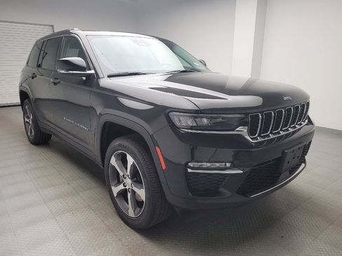 Used 2023 Jeep Grand Cherokee 4WD 4xe image 13