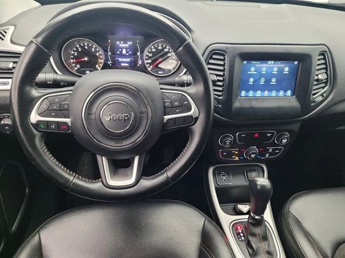 Used 2020 Jeep Compass Latitude image 22