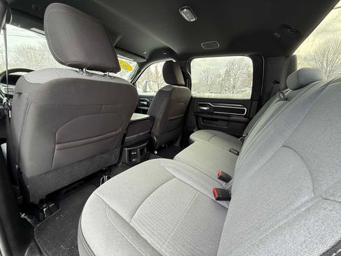 Used 2024 RAM 2500 Big Horn w/ Bed Utility Group image 21