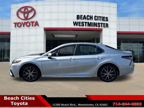 Certified 2024 Toyota Camry SE FWD image 7