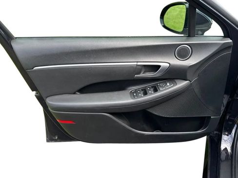 Used 2025 Hyundai Sonata SEL FWD image 11