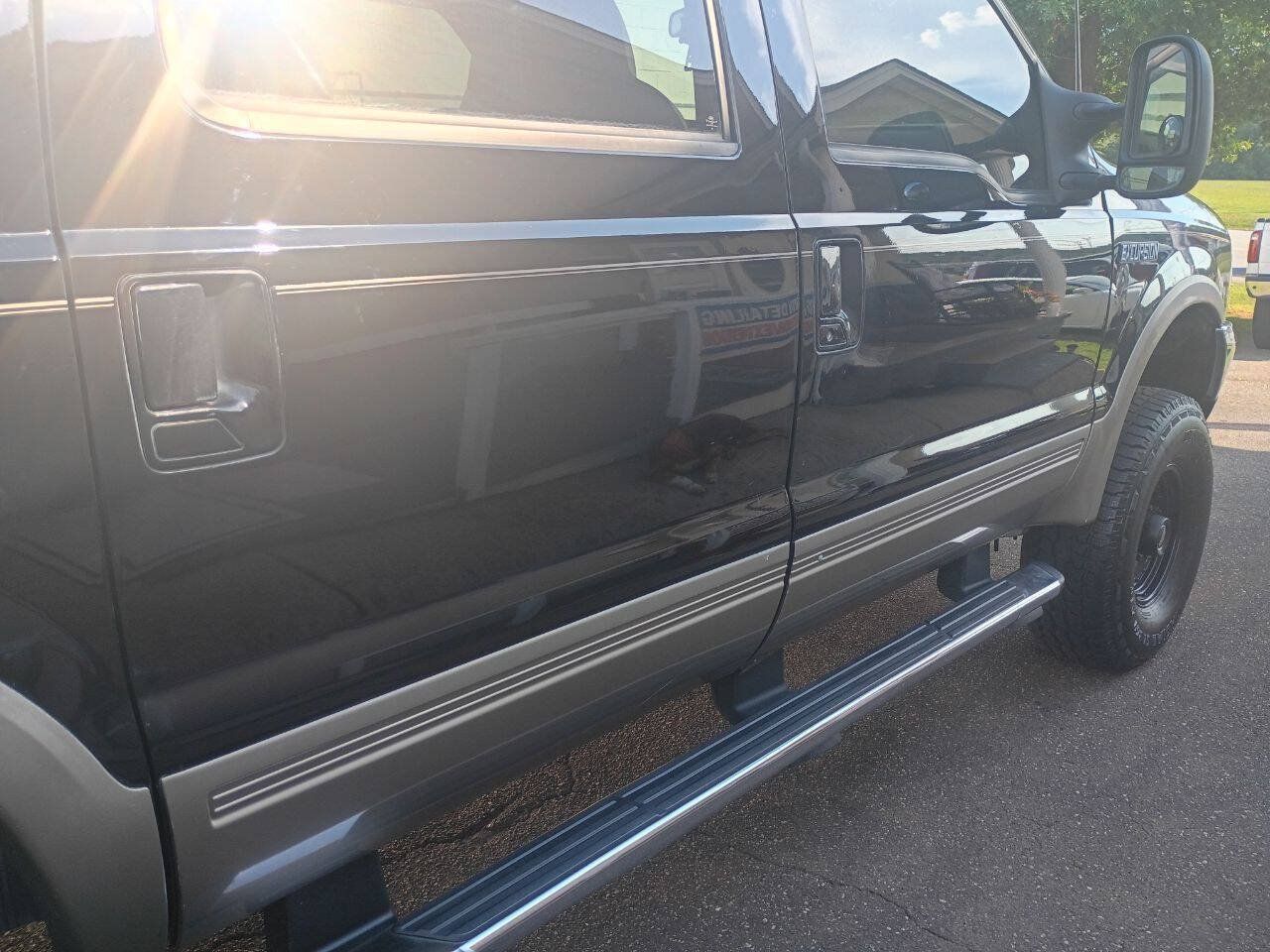 Used 2000 Ford Excursion Limited AWD/4WD image 5