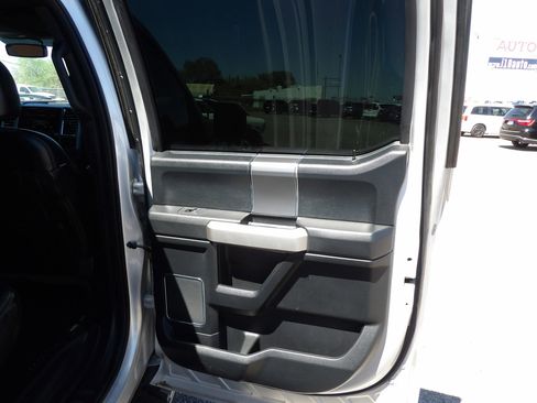 Used 2015 Ford F150 Lariat AWD/4WD image 12