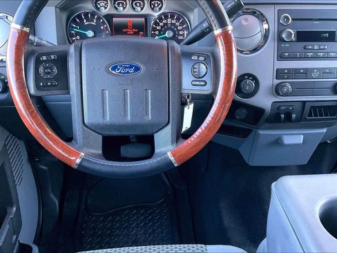 Used 2012 Ford F350 XLT w/ XLT Premium Pkg image 8