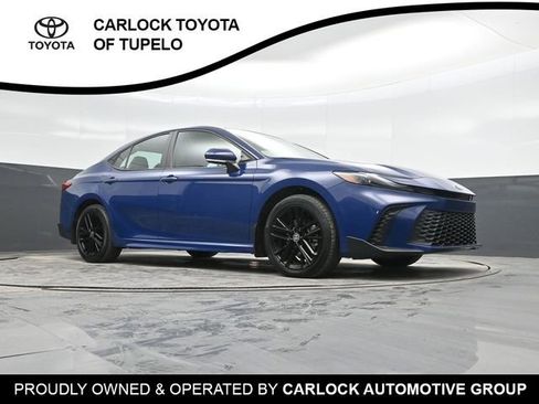 Used 2025 Toyota Camry SE image 41