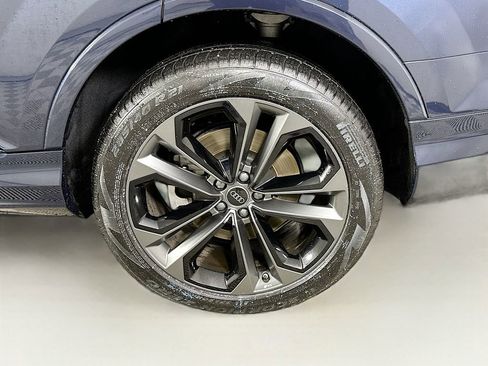 Used 2025 Audi Q7 3.0T Premium Plus AWD/4WD image 24