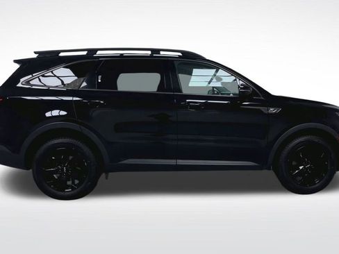 Used 2022 Kia Sorento S image 9