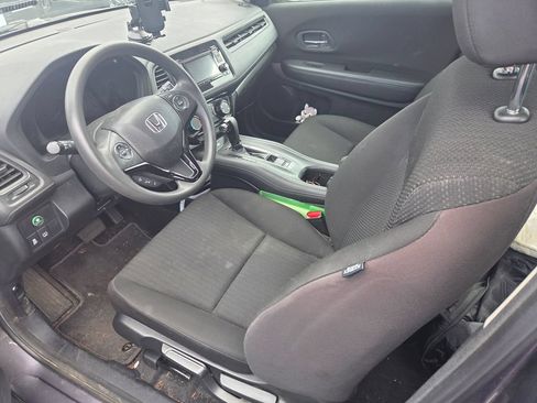 Used 2017 Honda HR-V LX image 4
