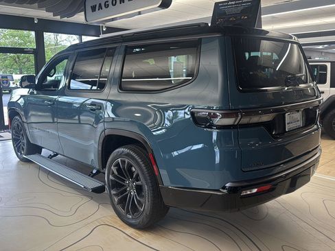 New 2026 Jeep Grand Wagoneer Summit w/ Premium Group III AWD/4WD image 4