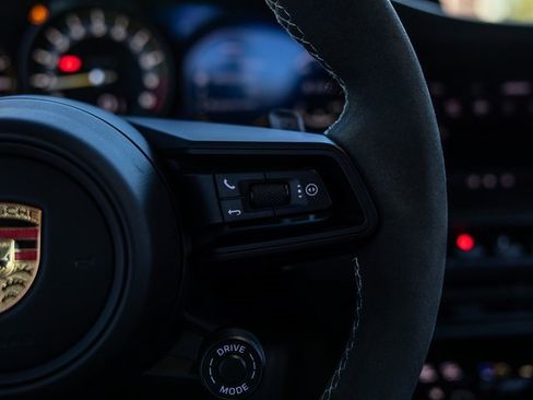 Used 2022 Porsche 911 GT3 image 40