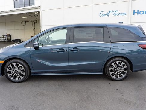 New 2026 Honda Odyssey Elite image 9