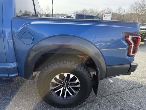 Used 2019 Ford F150 Raptor w/ Equipment Group 802A Luxury image 7