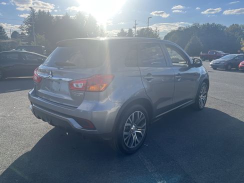 Used 2018 Mitsubishi Outlander Sport ES image 5