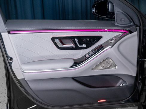 New 2026 Mercedes-Benz S 580 4MATIC Sedan image 11
