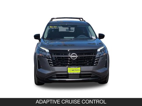 New 2026 Nissan Pathfinder SV image 4