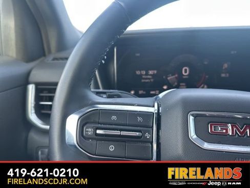 Used 2025 GMC Terrain Elevation image 23