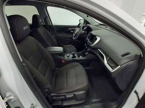 Used 2023 GMC Terrain SLE w/ Driver Convenience Package image 23