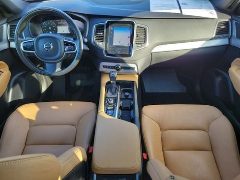 Used 2018 Volvo XC90 T5 Momentum image 14