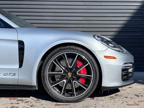 Certified 2019 Porsche Panamera GTS image 12