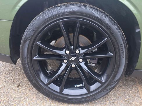 Used 2018 Dodge Challenger SXT Plus image 21