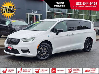 Used 2024 Chrysler Pacifica Limited