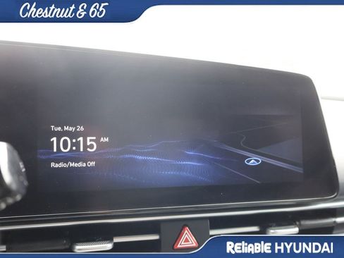 Used 2023 Hyundai Elantra Limited FWD image 34