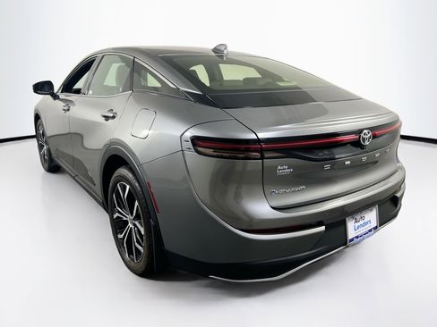 Used 2024 Toyota Crown XLE image 7