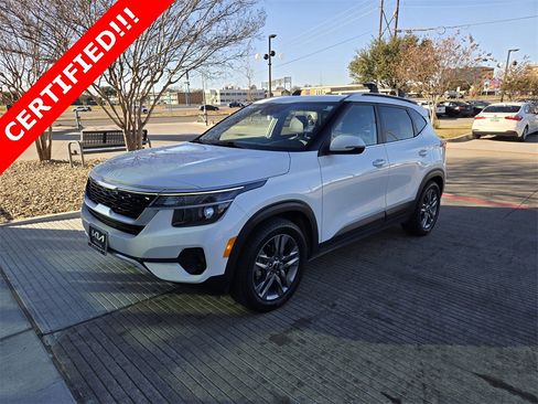 Certified 2023 Kia Seltos S image 2