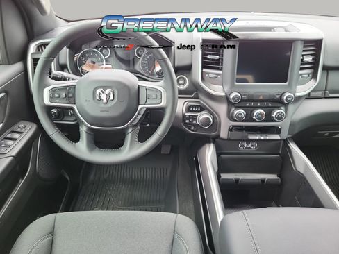 Used 2023 RAM 1500 Big Horn AWD/4WD image 9